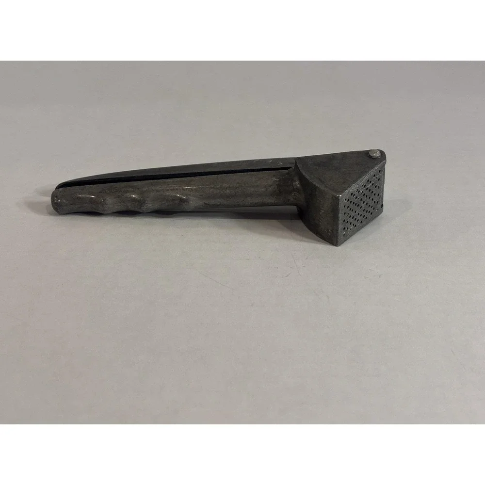 Vintage 1970s Aluminum Garlic Press Crusher 6
